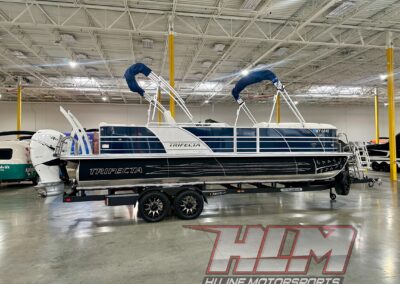 2019 Trifecta 25C SS 3.0 Package Tritoon –Mercury Racing 400R- Under 200 hours and loaded with upgrades