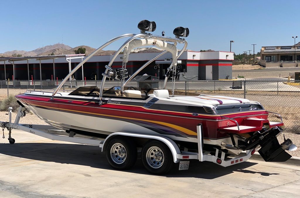 1999 Hallett 210 Open Bow *Mercury 7.4L MPI Magnum