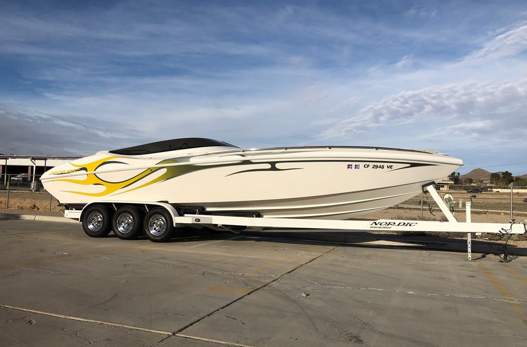 2007 Nordic 28 Heat Mid Cabin open Bow