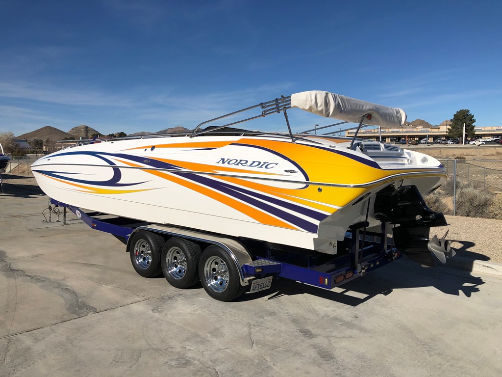 2009 Nordic Deck 27′ Lightning *Must See this boat!