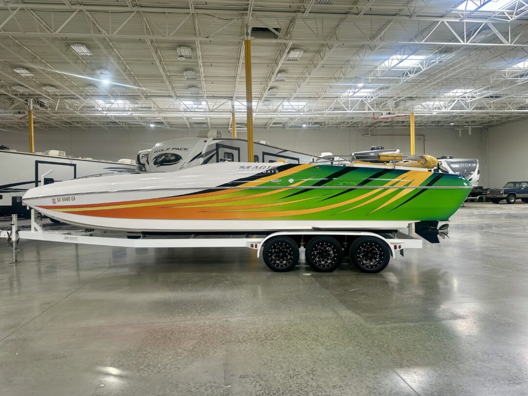 2007 Magic 28 Deck *Mercury Racing 525 EFI -365 Hours