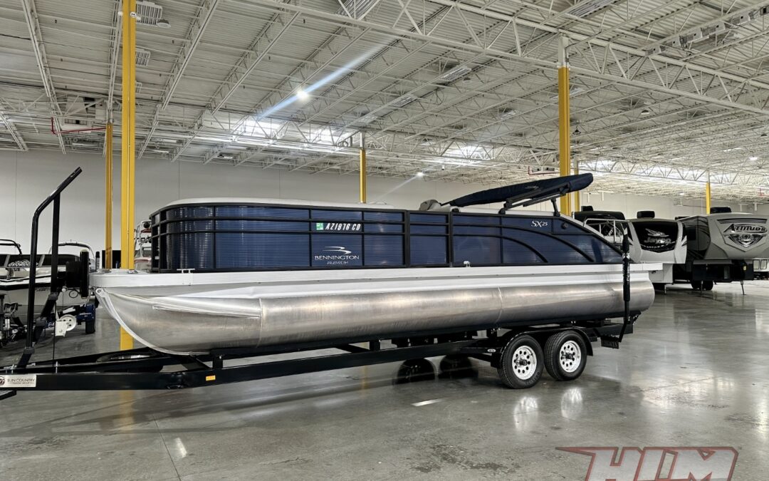 2020 Bennington 25SX Premium Tritoon *Mercury 300HP OB* 170 hrs