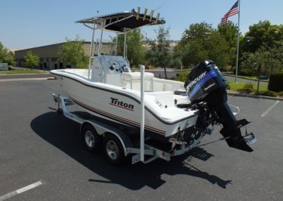 2006 Triton 20 Center console,SOLD